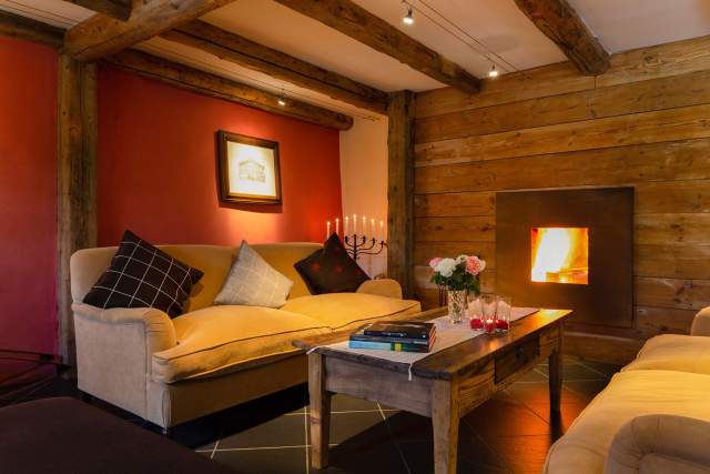 Chambres de l'Hotel Spa en Savoie avec Jacuzzi, Piscine et Vue sur le Mont Blanc près des Les Saisies