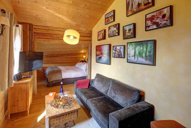 Chambres de l'Hotel Spa en Savoie avec Jacuzzi, Piscine et Vue sur le Mont Blanc près des Les Saisies